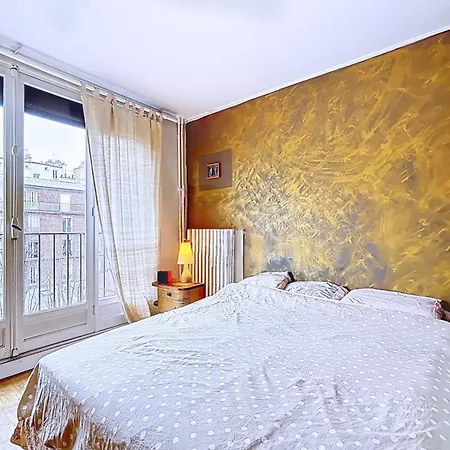 Charming Near Batignolles Appartamento Parigi